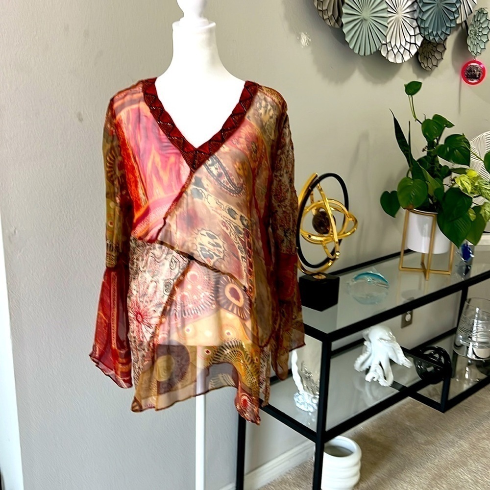 Chico’s NEW Silk long sleeve Sheer Tunic,V-neck embroidered neckline, Sz1, Sz S